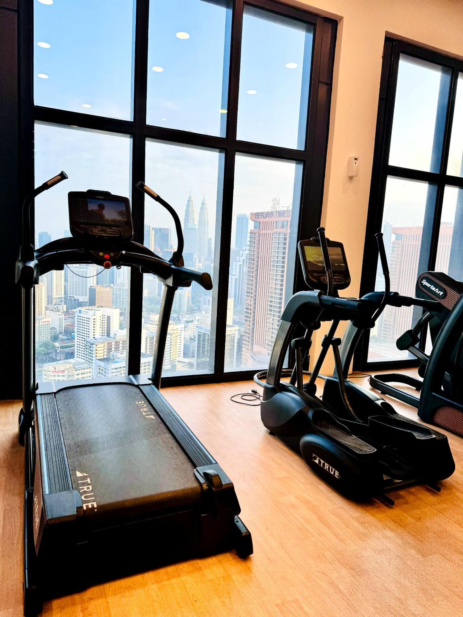 Lucantia Serviced Suites كوالالمبور المظهر الخارجي الصورة